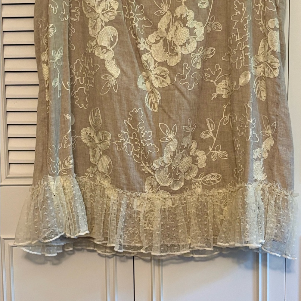 Krazy Kat Tan Ruffled Sleeveless Blouse - Picture 4 of 7